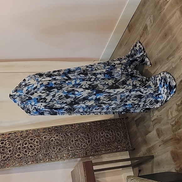 ❄️3/$25 Elegant Blue and Black Flowy Full Dance Skirt - Picture 5 of 6